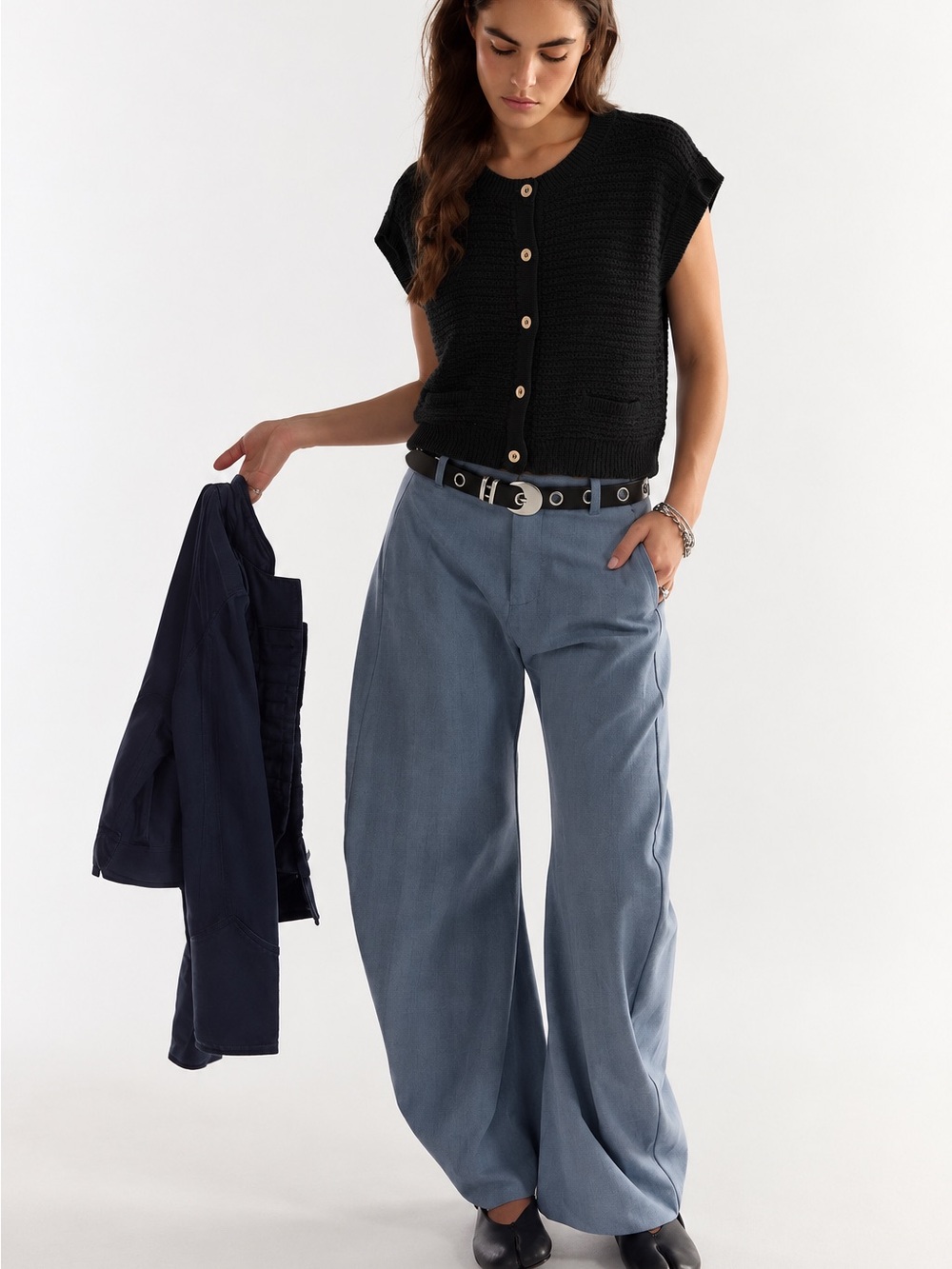 220. Workshop Republic Clothing Women's Black Button-Front Short-Sleeve Sweater